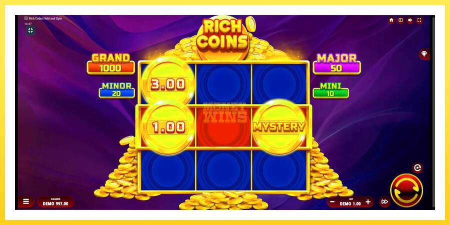 Slika 2 igralni avtomat Rich Coins Hold and Spin